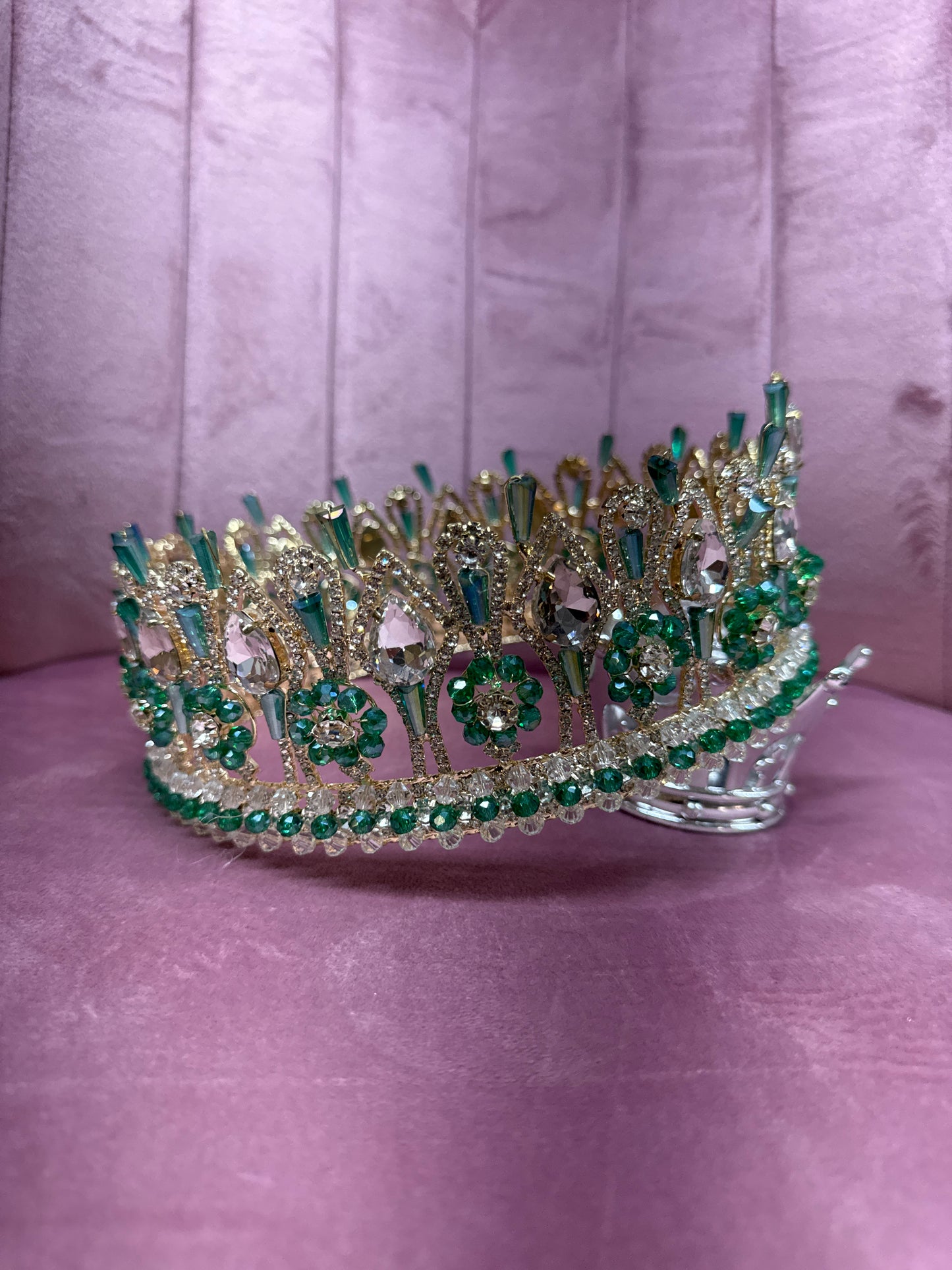 Myrtle Green Tiara MQ style 8