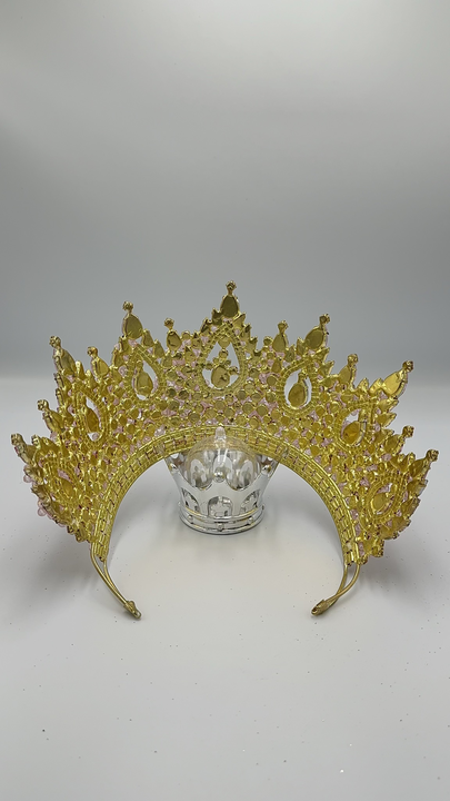 
                  
                    Rose Quartz Tiara MQ Style 17
                  
                