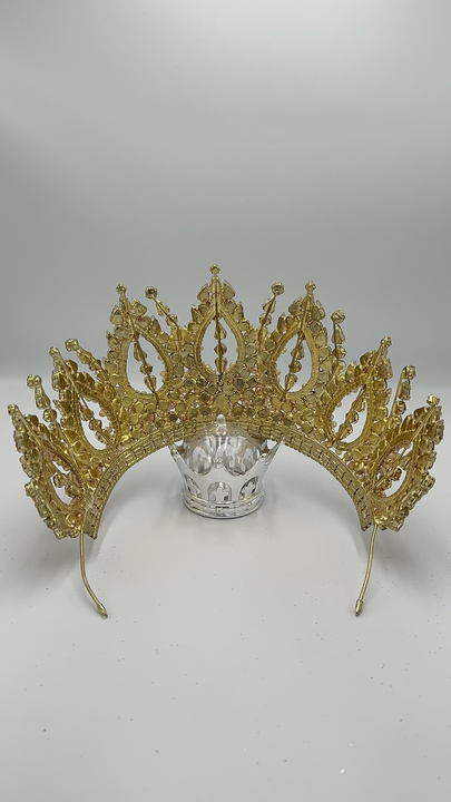 
                  
                    Amber Tiara MQ Style 20
                  
                